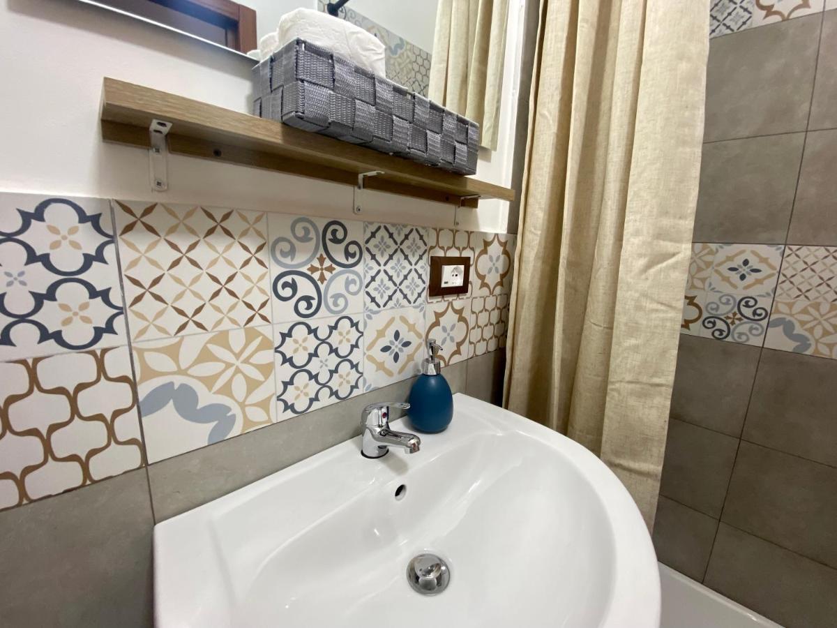 Casa Labi Apartment แตร์มินิ อิเมเรเซ ภายนอก รูปภาพ