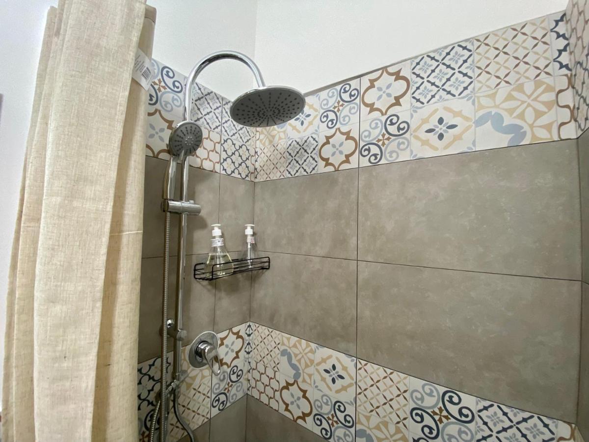 Casa Labi Apartment แตร์มินิ อิเมเรเซ ภายนอก รูปภาพ