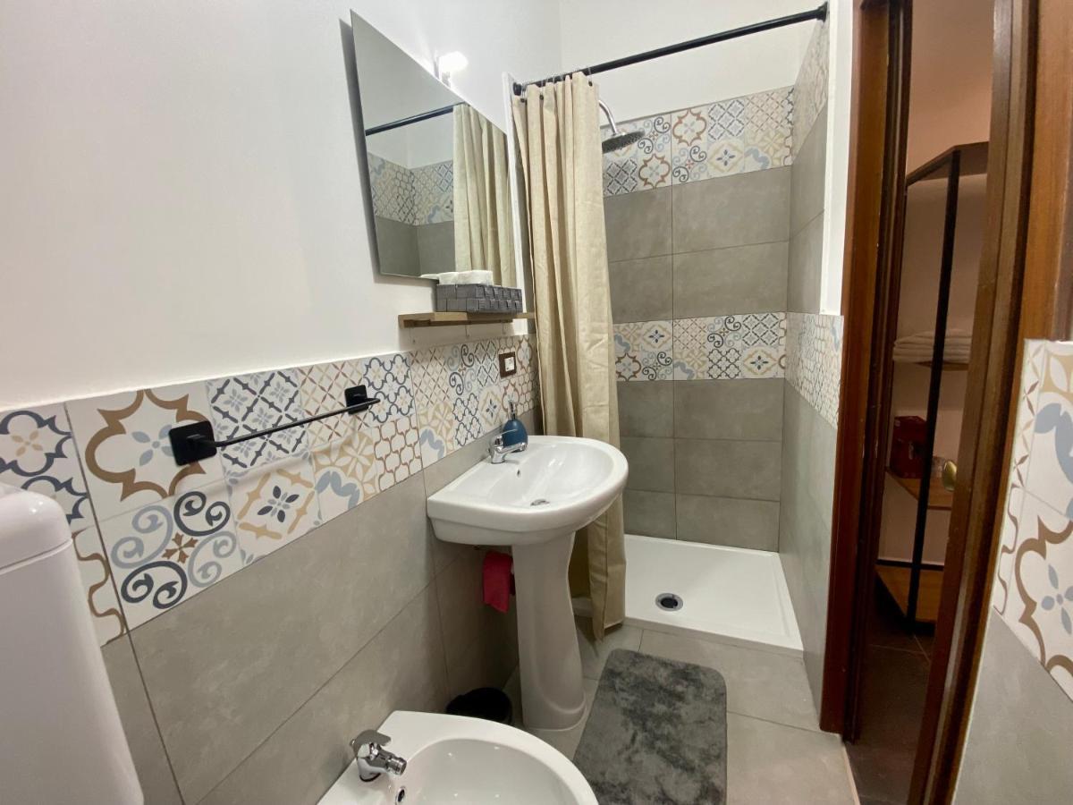 Casa Labi Apartment แตร์มินิ อิเมเรเซ ภายนอก รูปภาพ